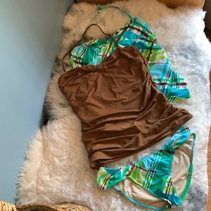 Alloy 2 tankini tops 1 bottom. Mix & match size large